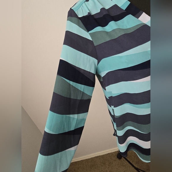 ANA striped blouse Size M - Picture 12 of 13